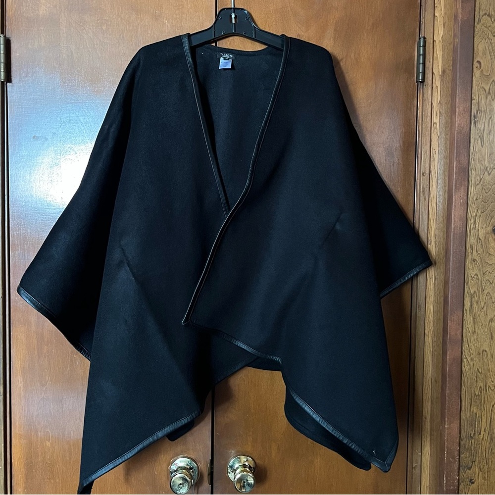 Wool cape with leather trim